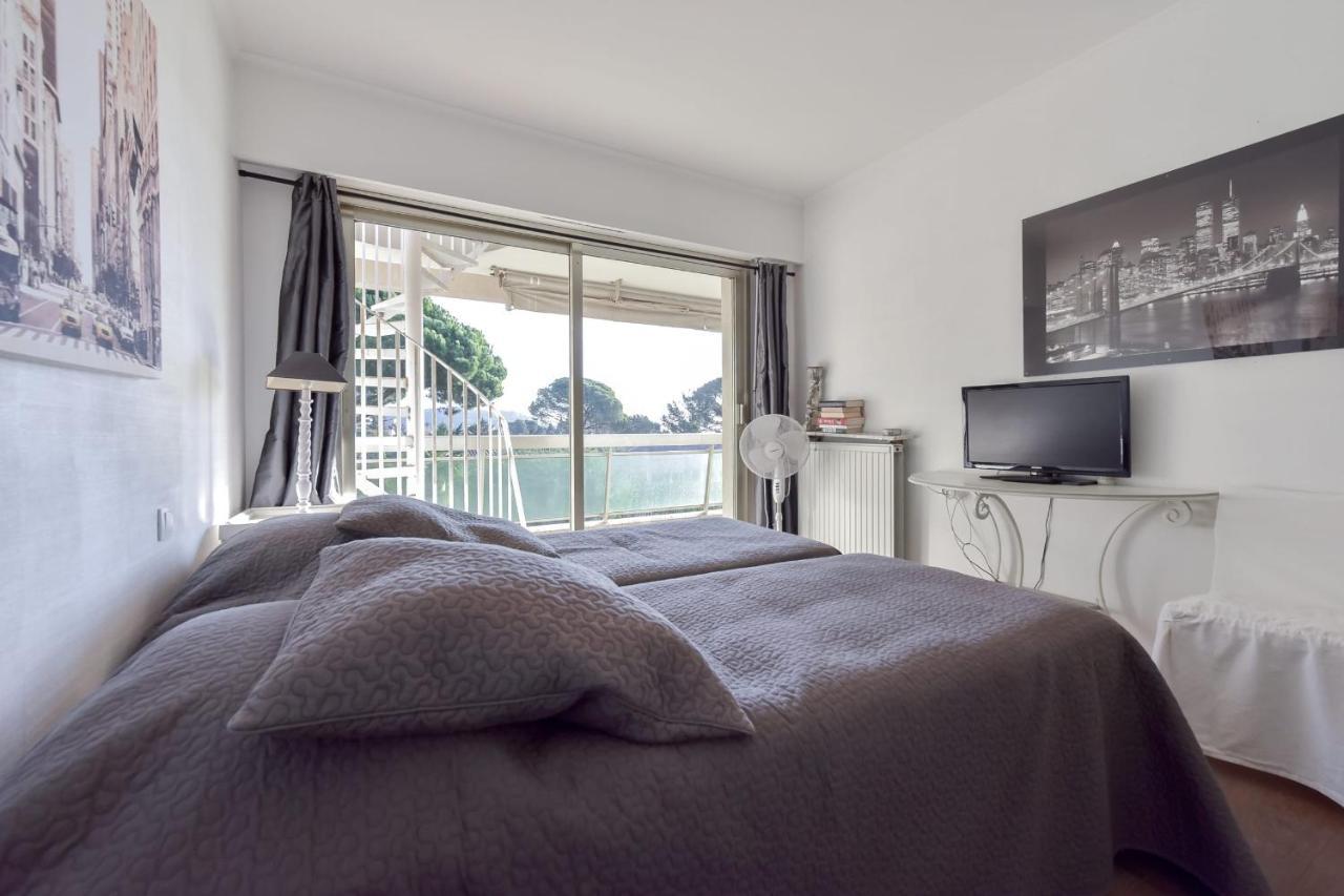 Penthouse With Pool Sea View And Parking Appartement *