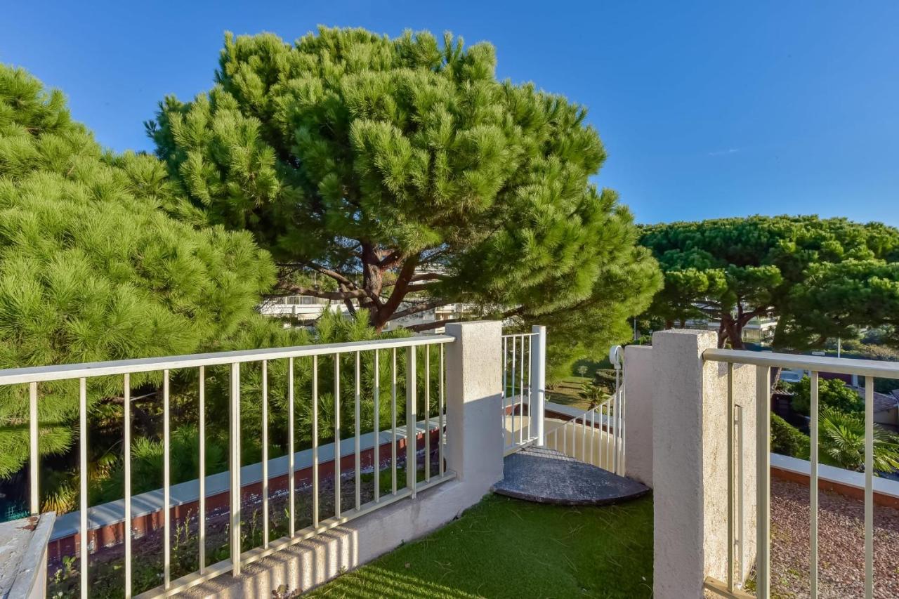Penthouse With Pool Sea View And Parking Appartement